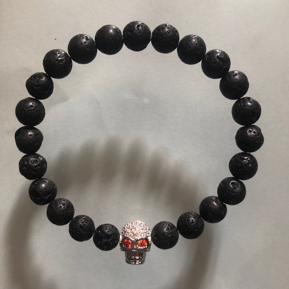 Men’s Black Lava Stone Beaded Bracelet with Skull
